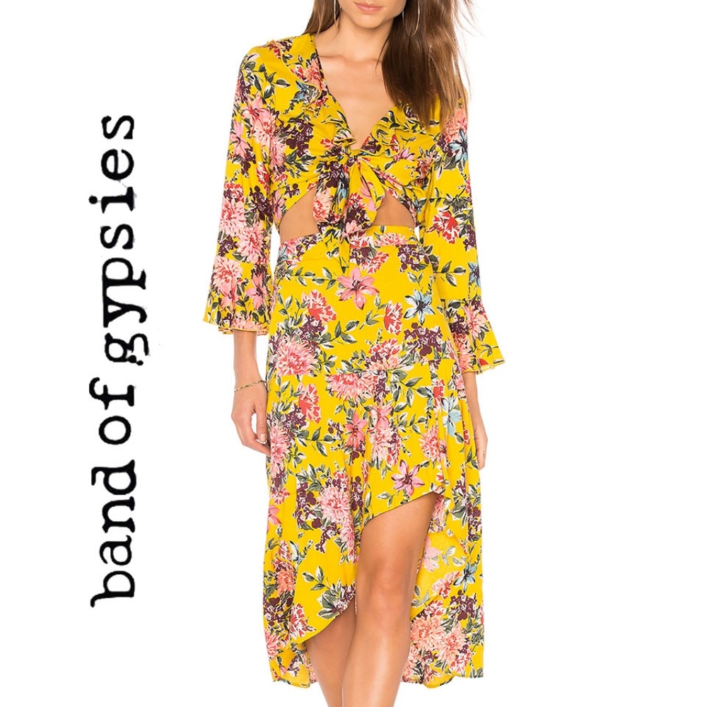 SOLD! Band of Gypsies Chrysanthemum Tie UpTop